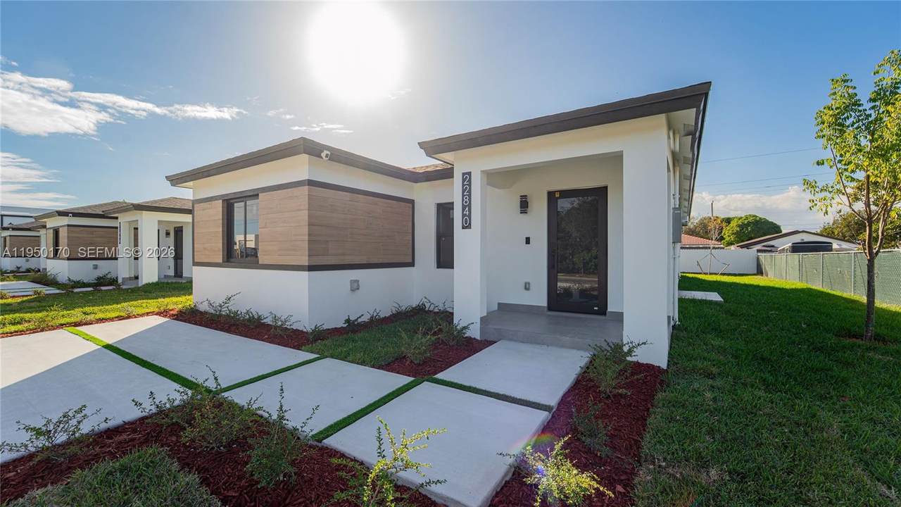 22840 122nd Pl - Photo 1