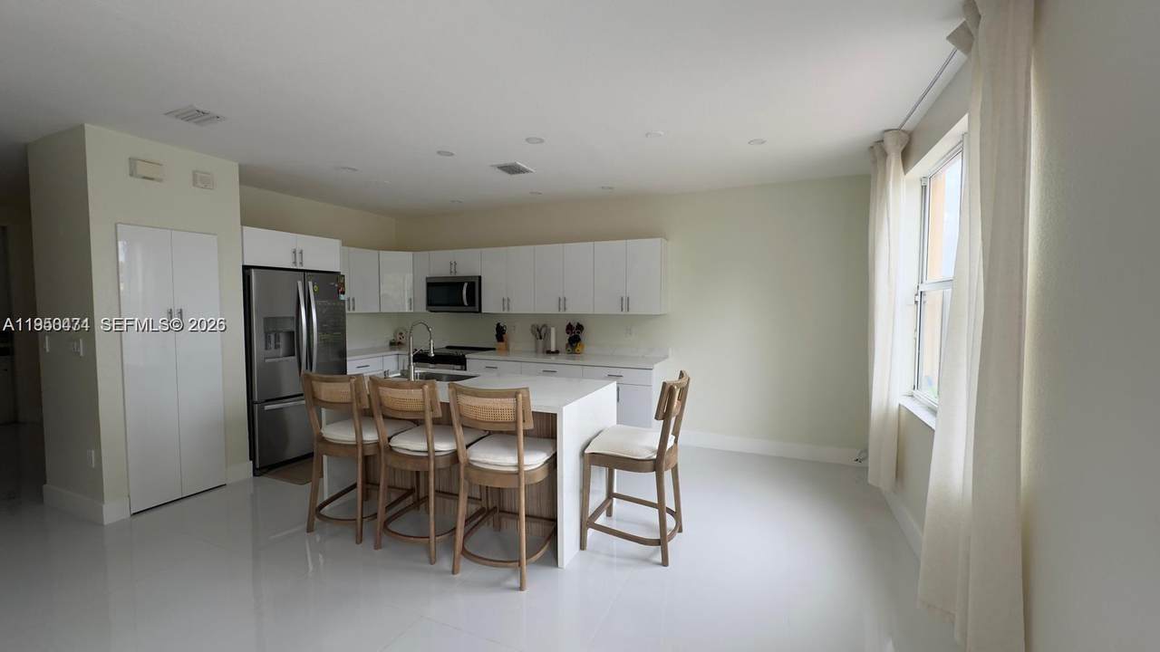 949 42nd Ave - Photo 1