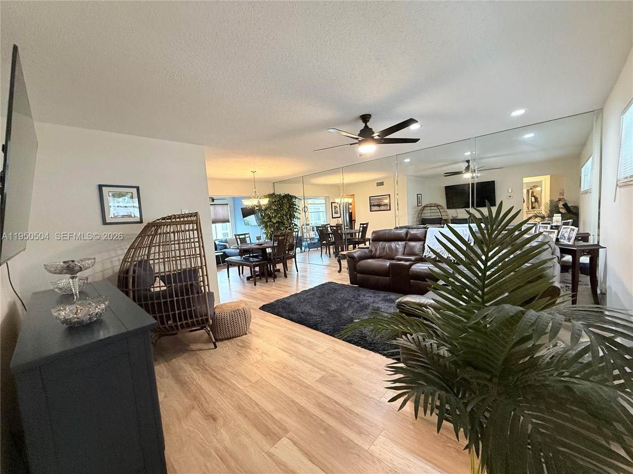 18 Colonial Club Dr - Photo 1