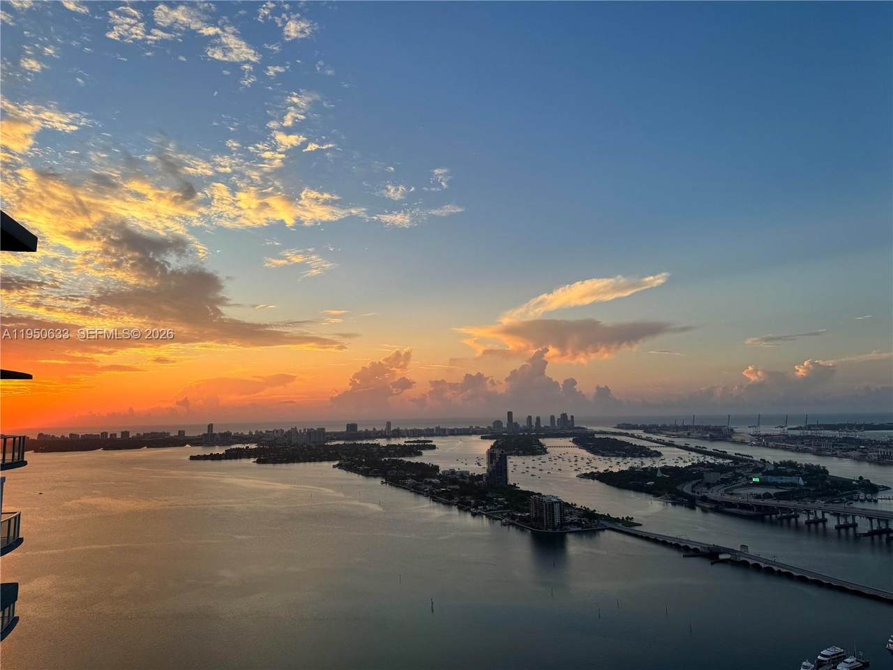 1900 Bayshore Dr - Photo 1