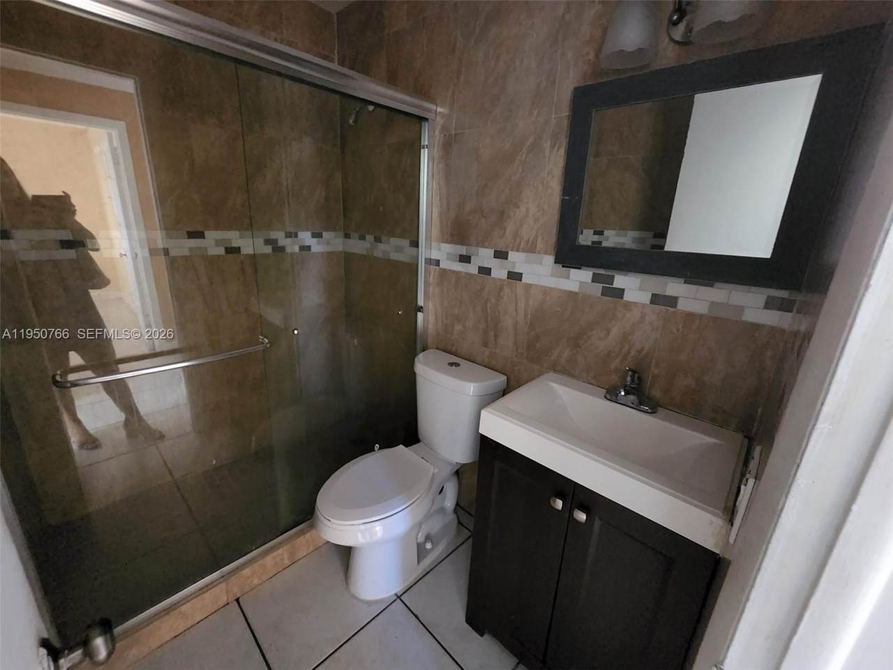 https://bt-photos.global.ssl.fastly.net/miami/1280_boomver_1_A11950766-2.jpg