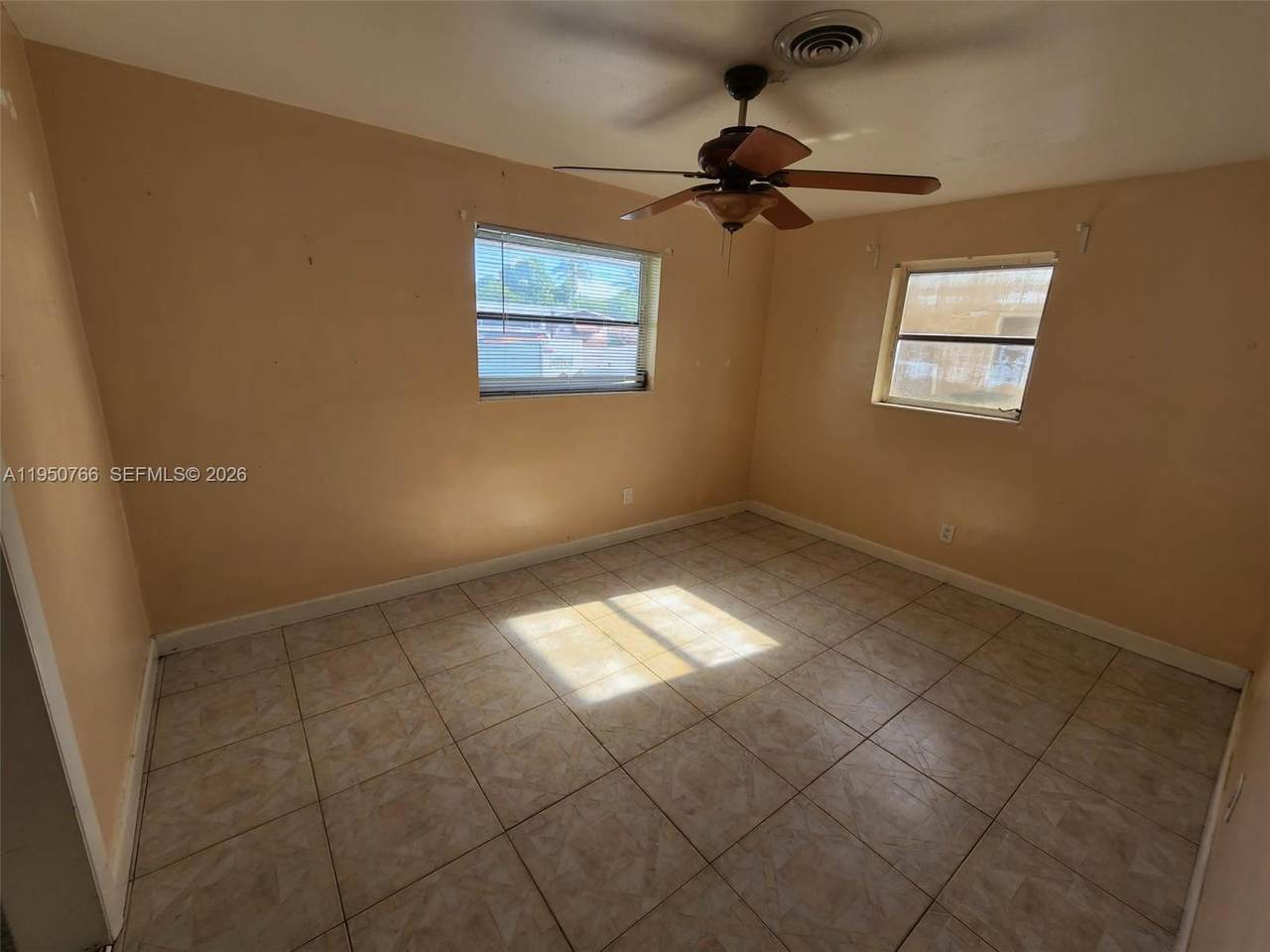 https://bt-photos.global.ssl.fastly.net/miami/1280_boomver_1_A11950766-2.jpg