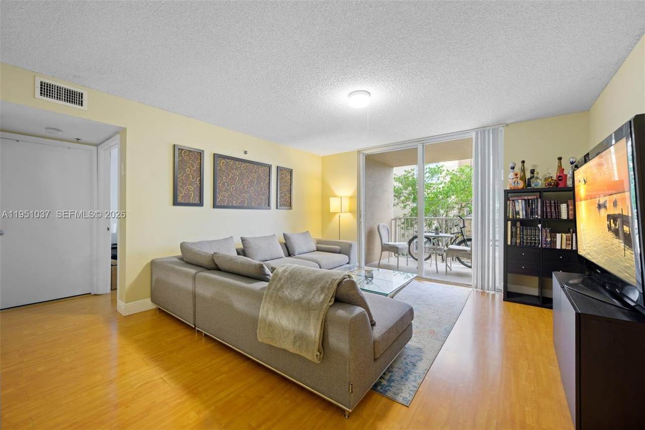 19555 Country Club Dr - Photo 1