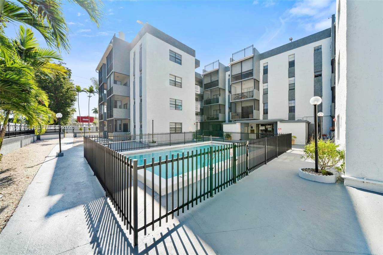 13500 3rd Ct - Photo 1