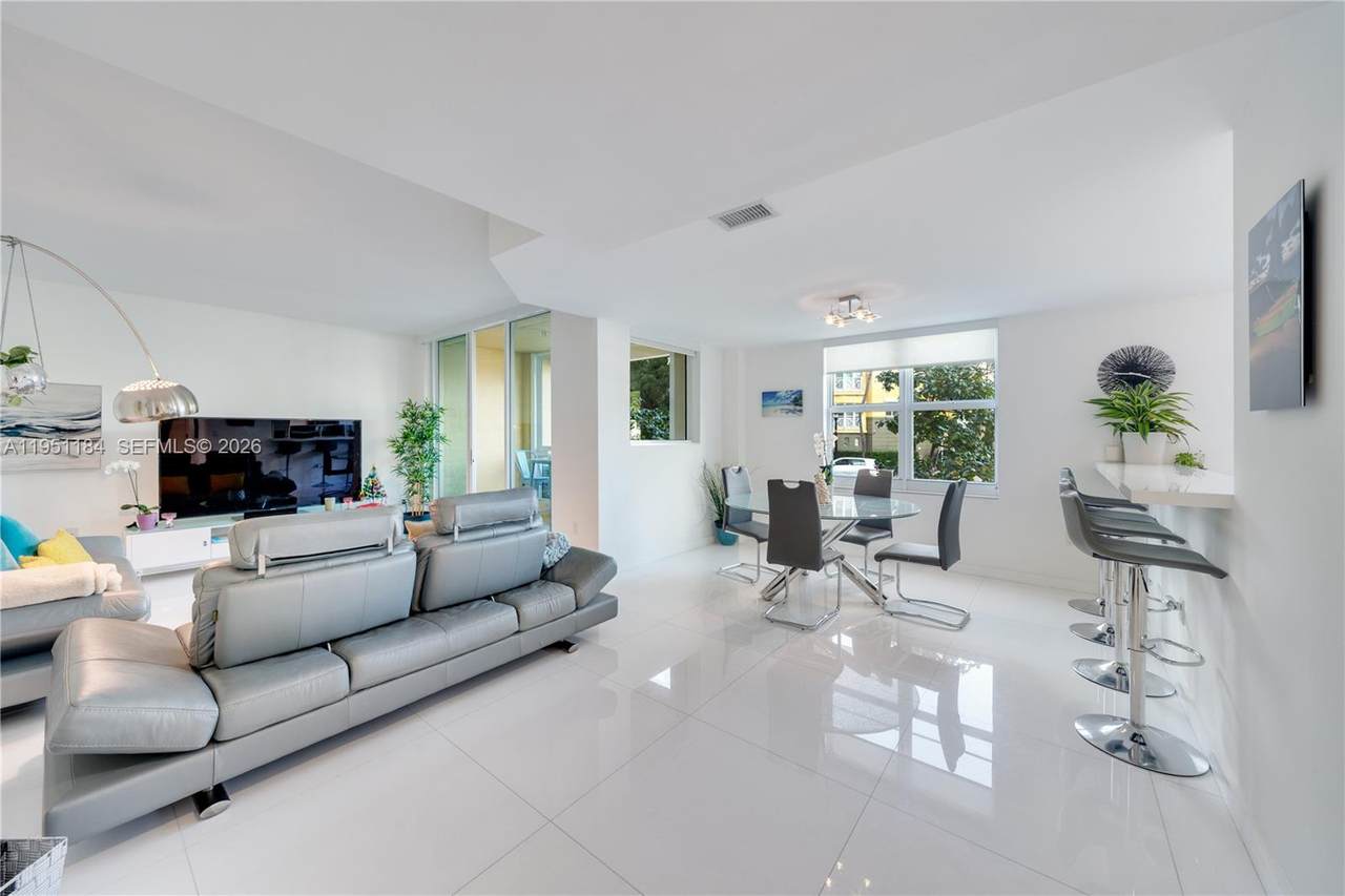 https://bt-photos.global.ssl.fastly.net/miami/1280_boomver_1_A11951184-2.jpg