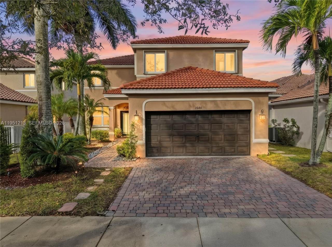 1844 Aspen Ln - Photo 1