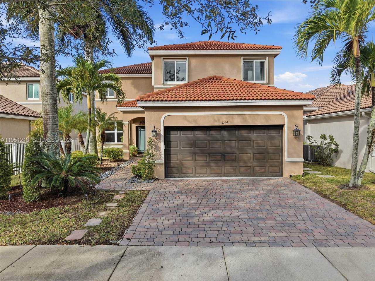 https://bt-photos.global.ssl.fastly.net/miami/1280_boomver_1_A11951213-2.jpg