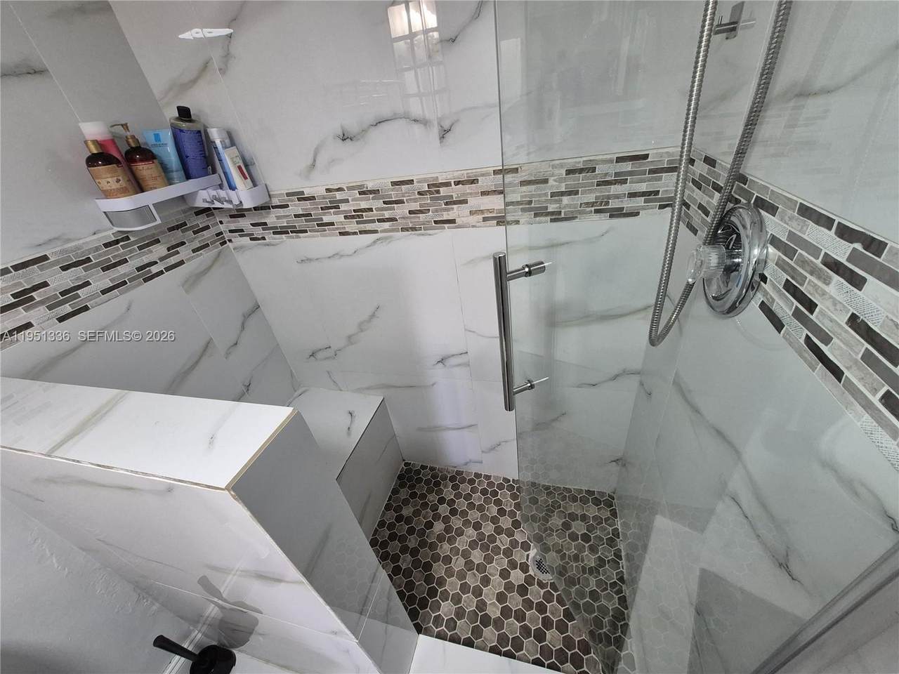 https://bt-photos.global.ssl.fastly.net/miami/orig_boomver_1_A11951336-2.jpg