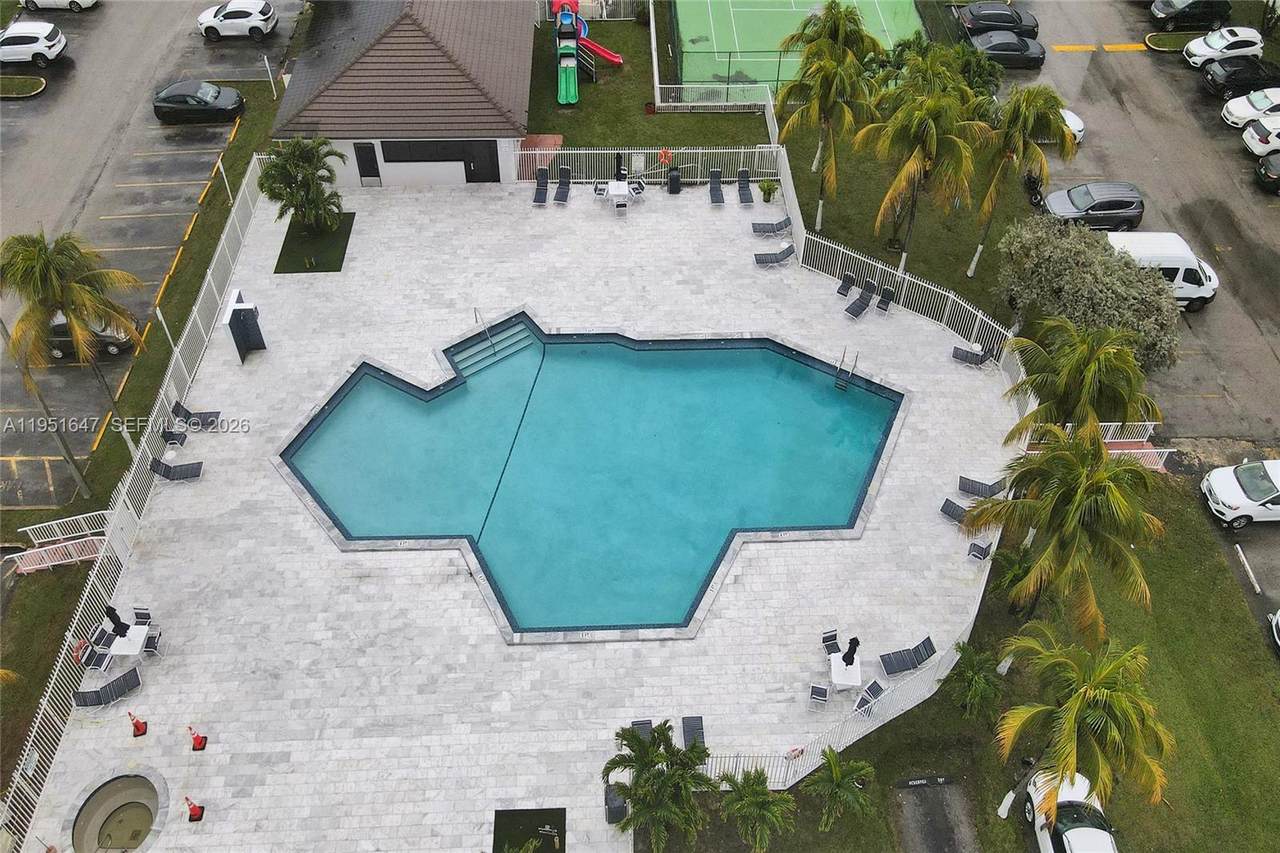 https://bt-photos.global.ssl.fastly.net/miami/1280_boomver_1_A11951647-2.jpg
