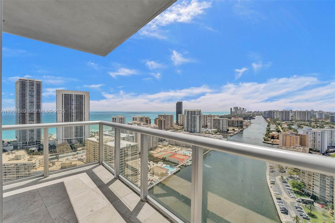 2600 Hallandale Beach Blvd - Photo 1