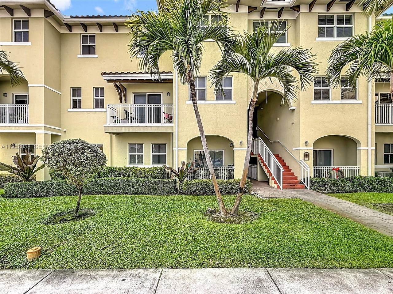 https://bt-photos.global.ssl.fastly.net/miami/1280_boomver_1_A11952058-2.jpg