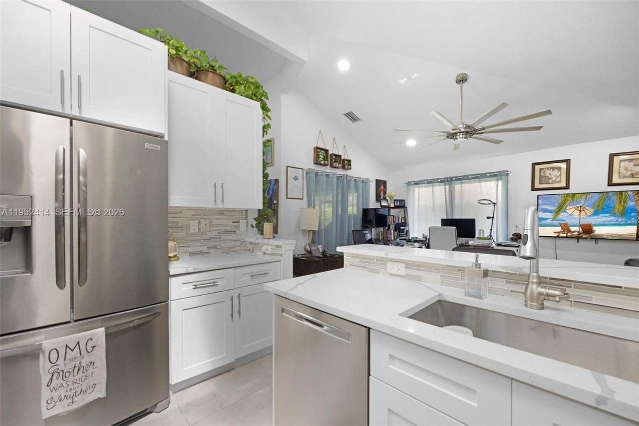 12714 19th Mnr - Photo 1