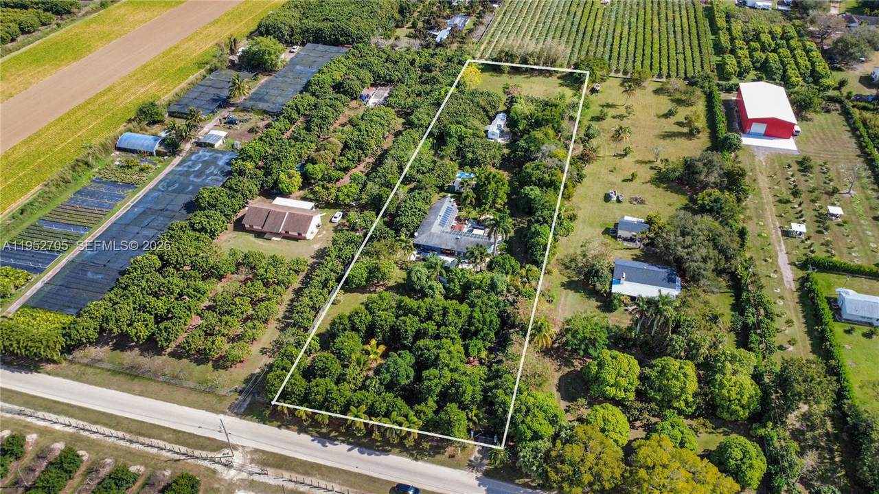 37225 214th Ave - Photo 1