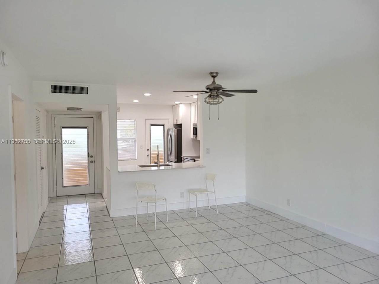 https://bt-photos.global.ssl.fastly.net/miami/1280_boomver_1_A11952755-2.jpg