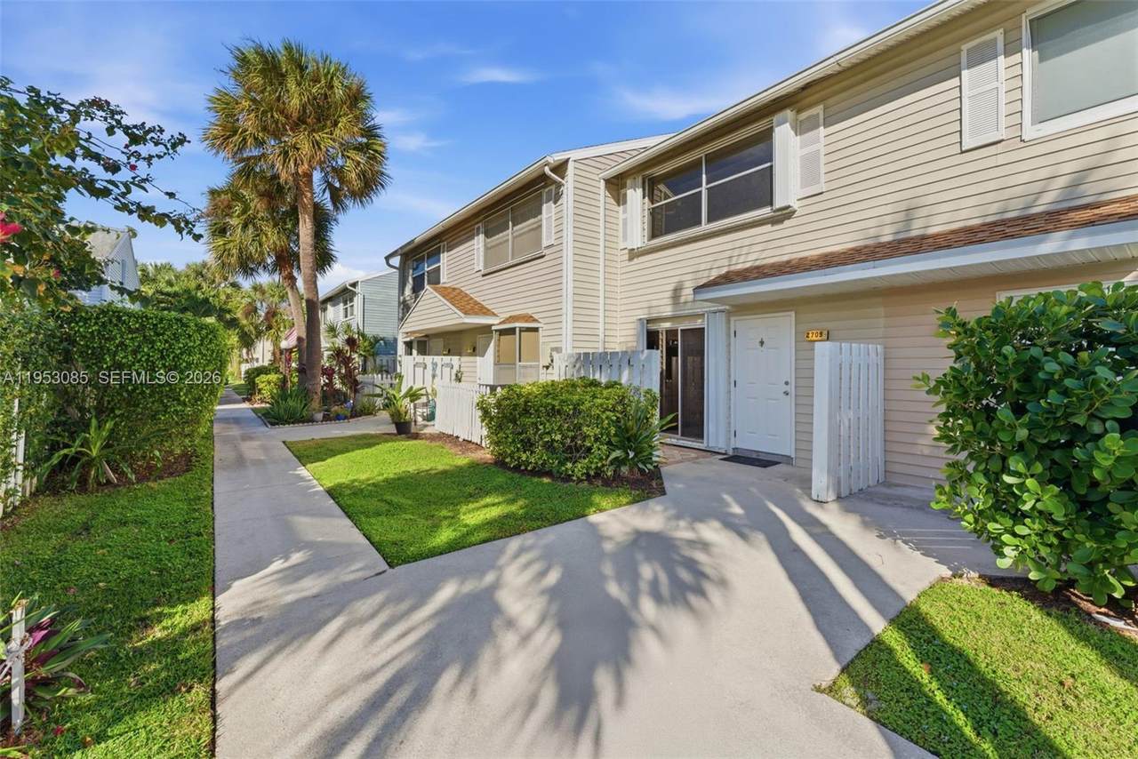 https://bt-photos.global.ssl.fastly.net/miami/1280_boomver_1_A11953085-2.jpg