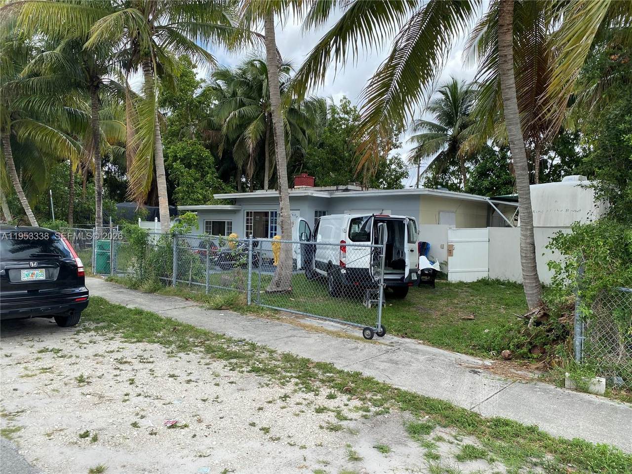 https://bt-photos.global.ssl.fastly.net/miami/1280_boomver_1_A11953338-2.jpg