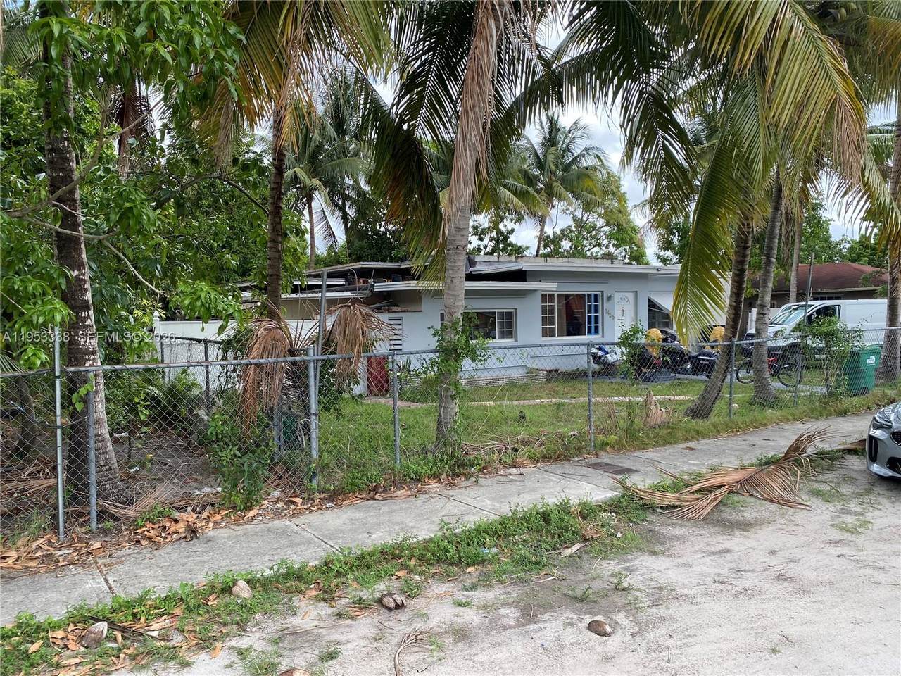 https://bt-photos.global.ssl.fastly.net/miami/1280_boomver_1_A11953338-2.jpg