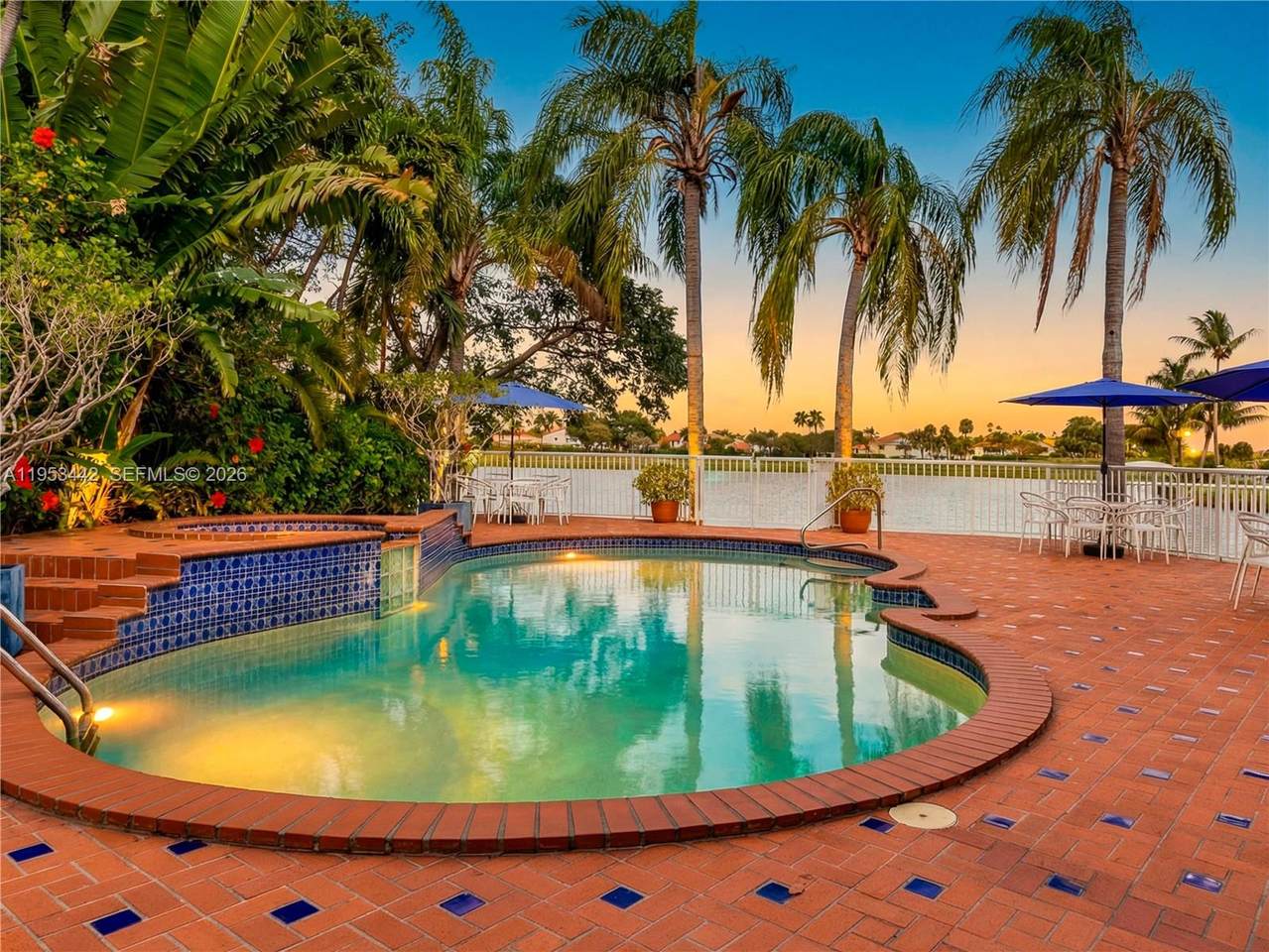 https://bt-photos.global.ssl.fastly.net/miami/1280_boomver_1_A11953442-2.jpg