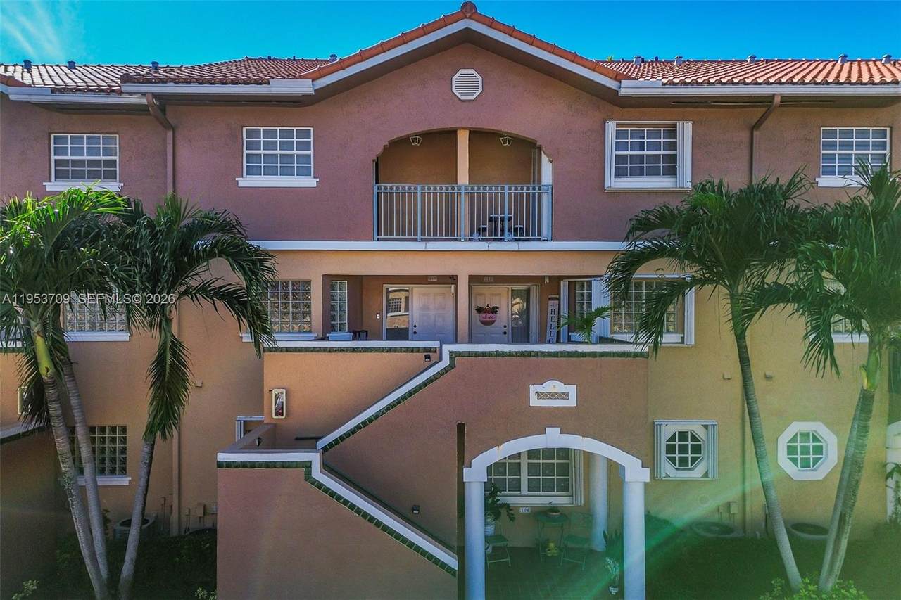 10026 Hammocks Blvd - Photo 1