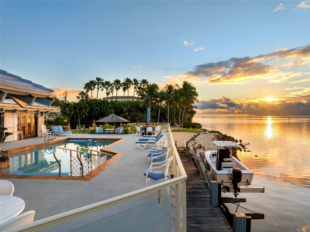 720 Lugo Ave - Photo 1