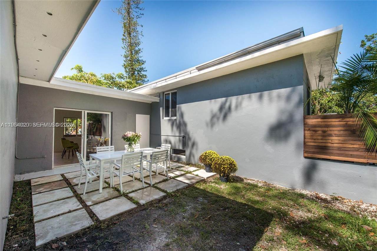 https://bt-photos.global.ssl.fastly.net/miami/1280_boomver_1_A11954020-2.jpg