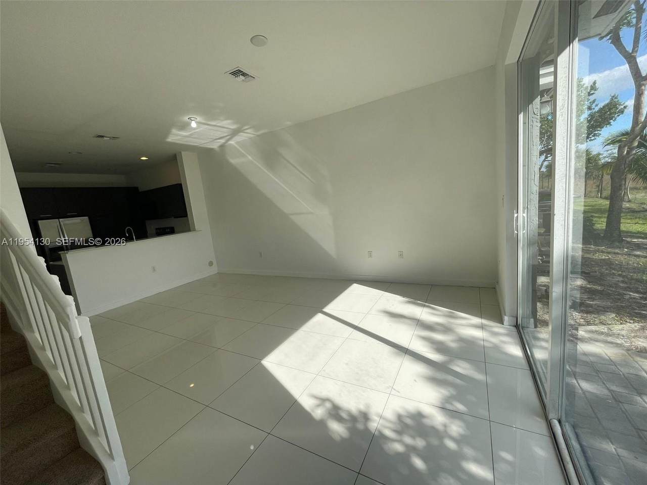 https://bt-photos.global.ssl.fastly.net/miami/1280_boomver_1_A11954130-2.jpg