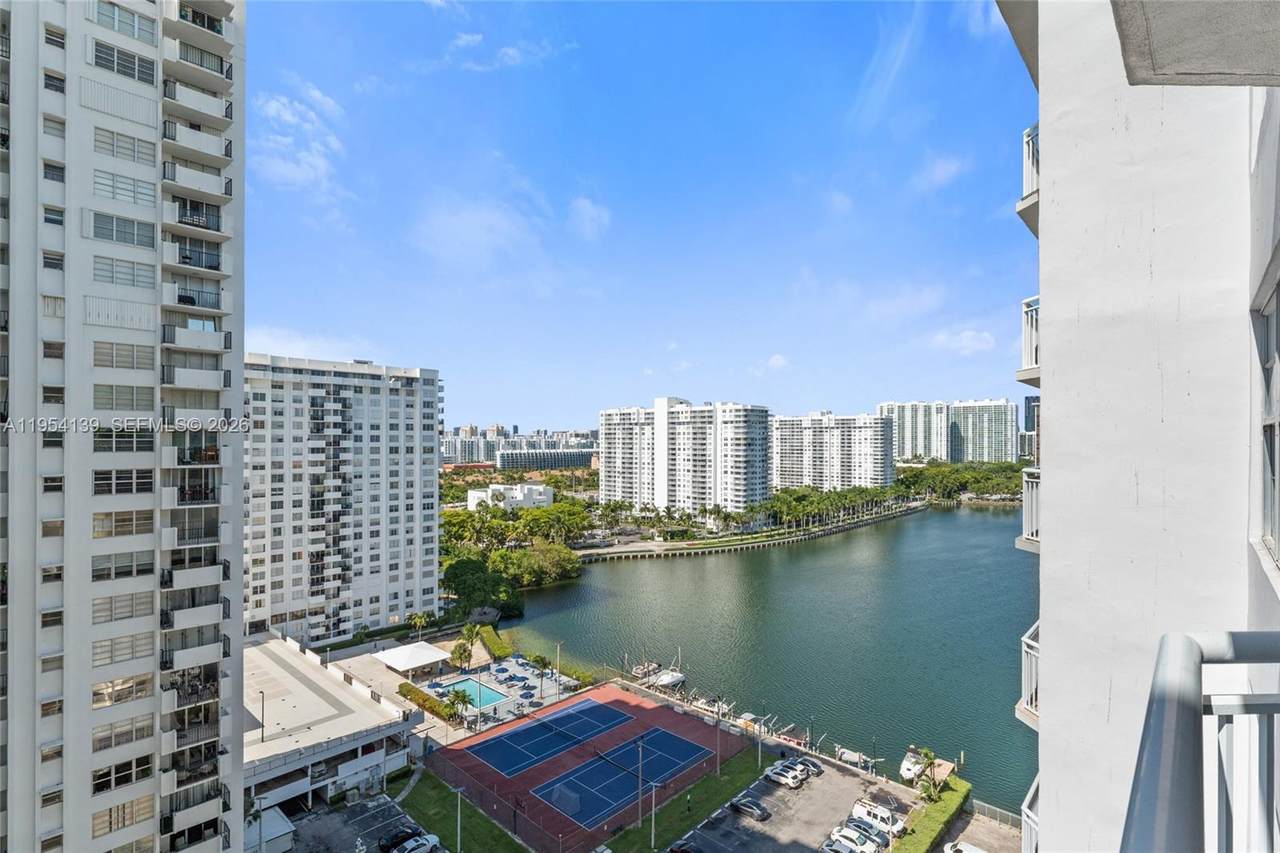 https://bt-photos.global.ssl.fastly.net/miami/1280_boomver_1_A11954139-2.jpg