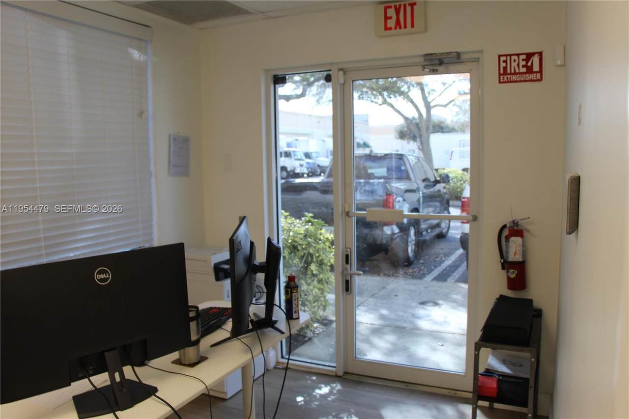 https://bt-photos.global.ssl.fastly.net/miami/1280_boomver_1_A11954479-2.jpg