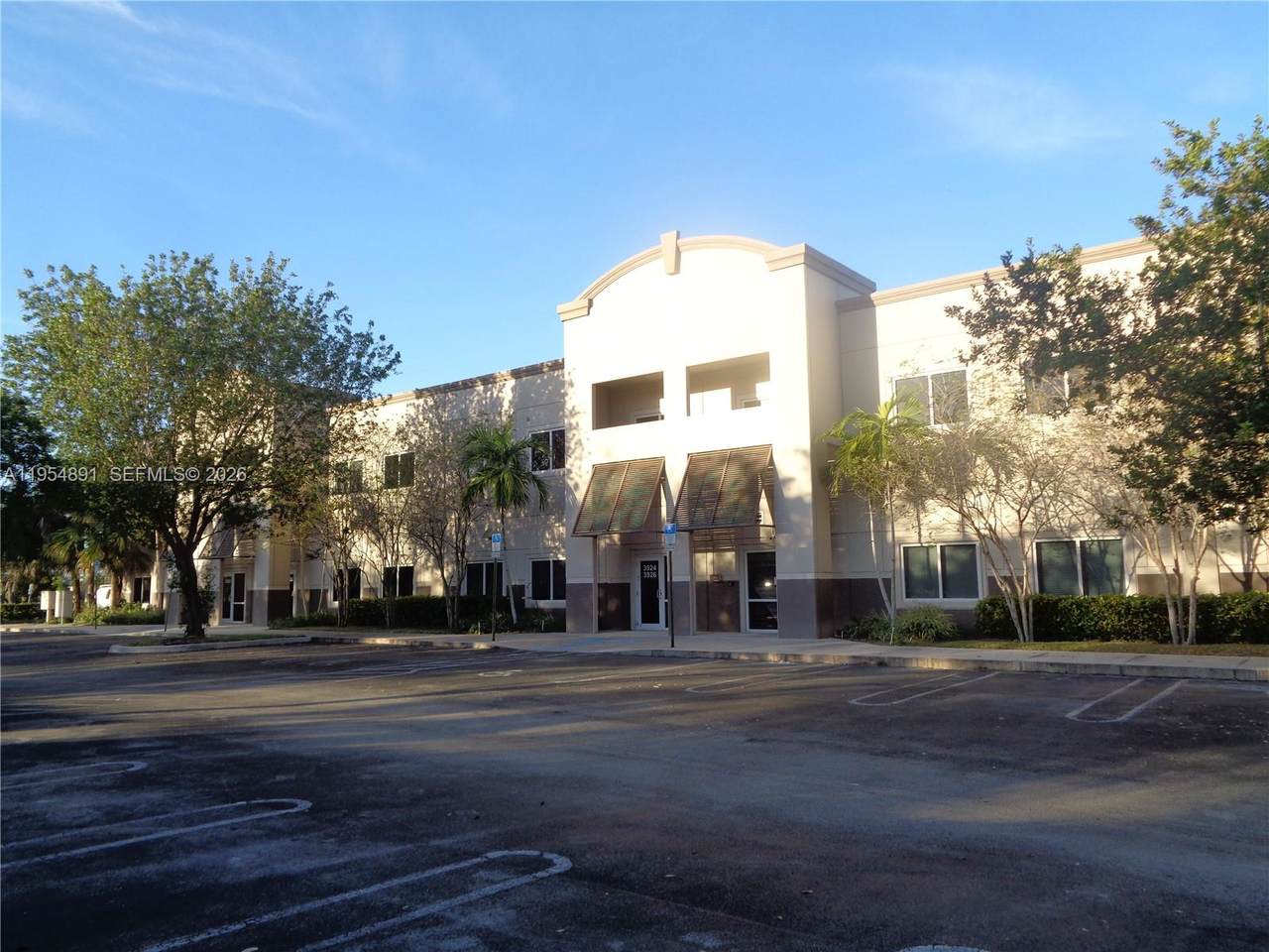 https://bt-photos.global.ssl.fastly.net/miami/1280_boomver_1_A11954891-2.jpg