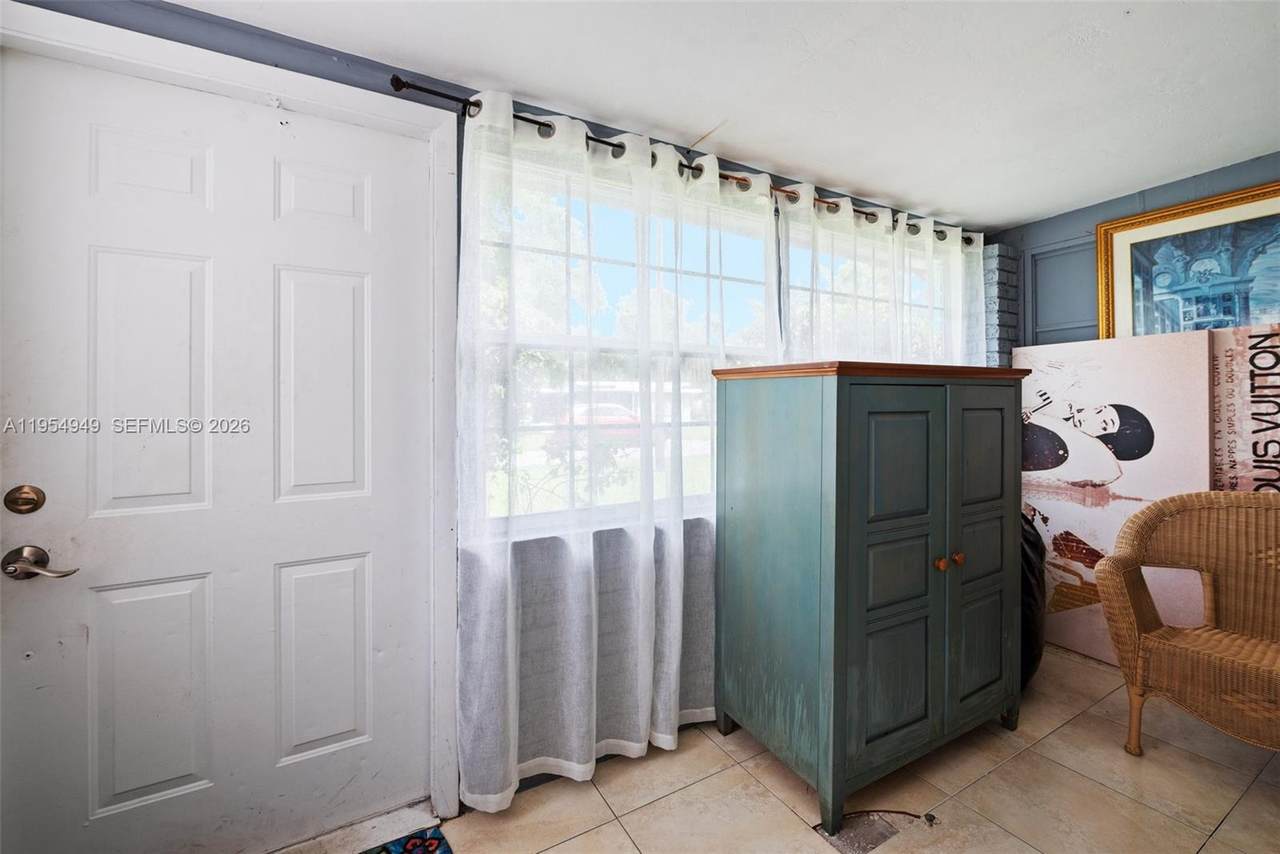 https://bt-photos.global.ssl.fastly.net/miami/1280_boomver_1_A11954949-2.jpg