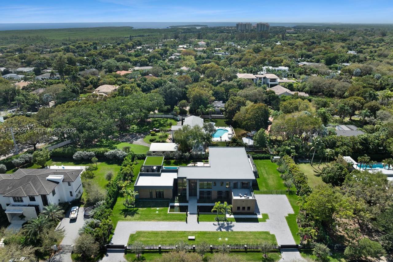 https://bt-photos.global.ssl.fastly.net/miami/1280_boomver_1_A11955271-2.jpg