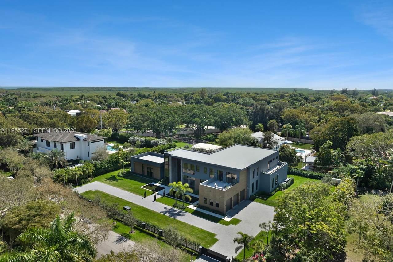https://bt-photos.global.ssl.fastly.net/miami/1280_boomver_1_A11955271-2.jpg