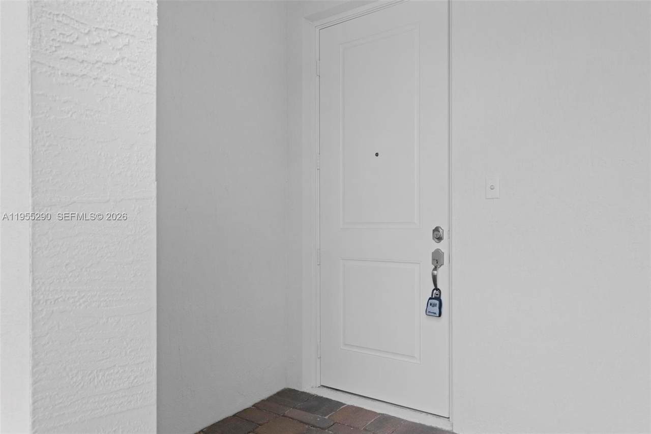 https://bt-photos.global.ssl.fastly.net/miami/1280_boomver_1_A11955290-2.jpg