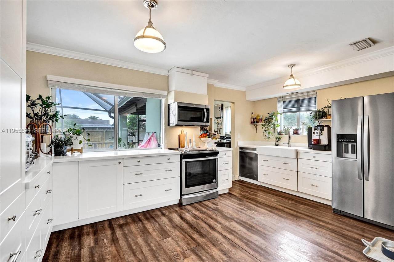 3640 22nd St - Photo 1