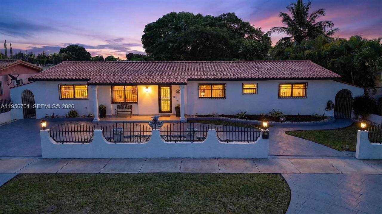 9410 42nd St - Photo 1