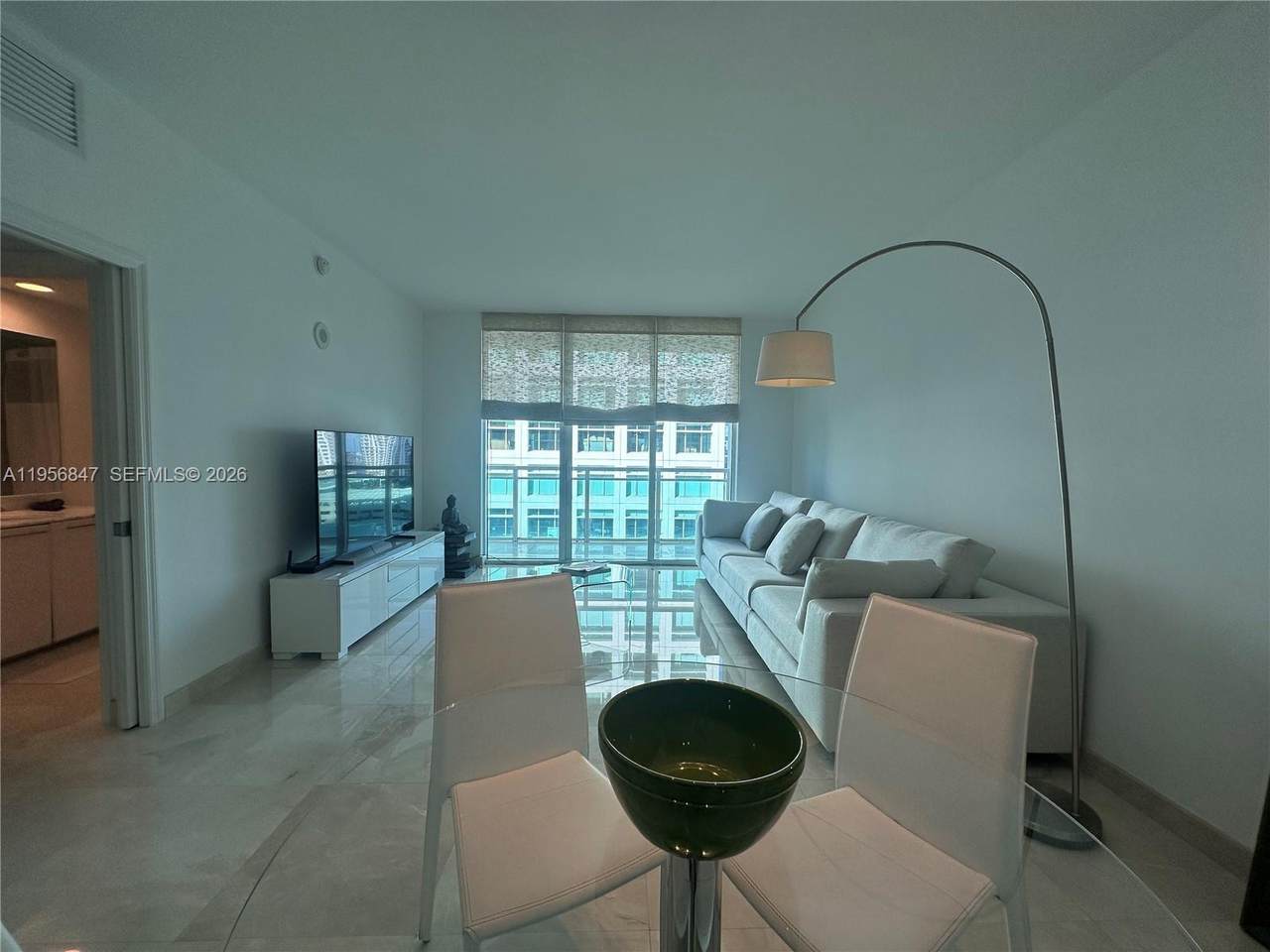 https://bt-photos.global.ssl.fastly.net/miami/1280_boomver_1_A11956847-2.jpg
