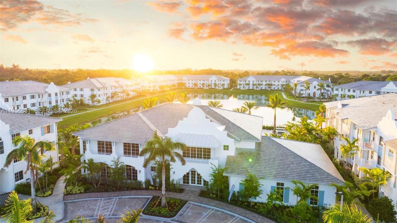 4350 Peregrine Way - Photo 1