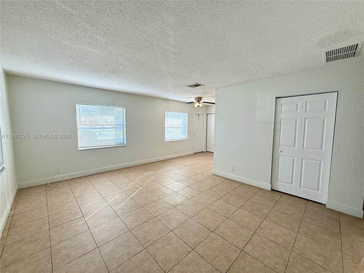 https://bt-photos.global.ssl.fastly.net/miami/1280_boomver_1_A11957025-2.jpg