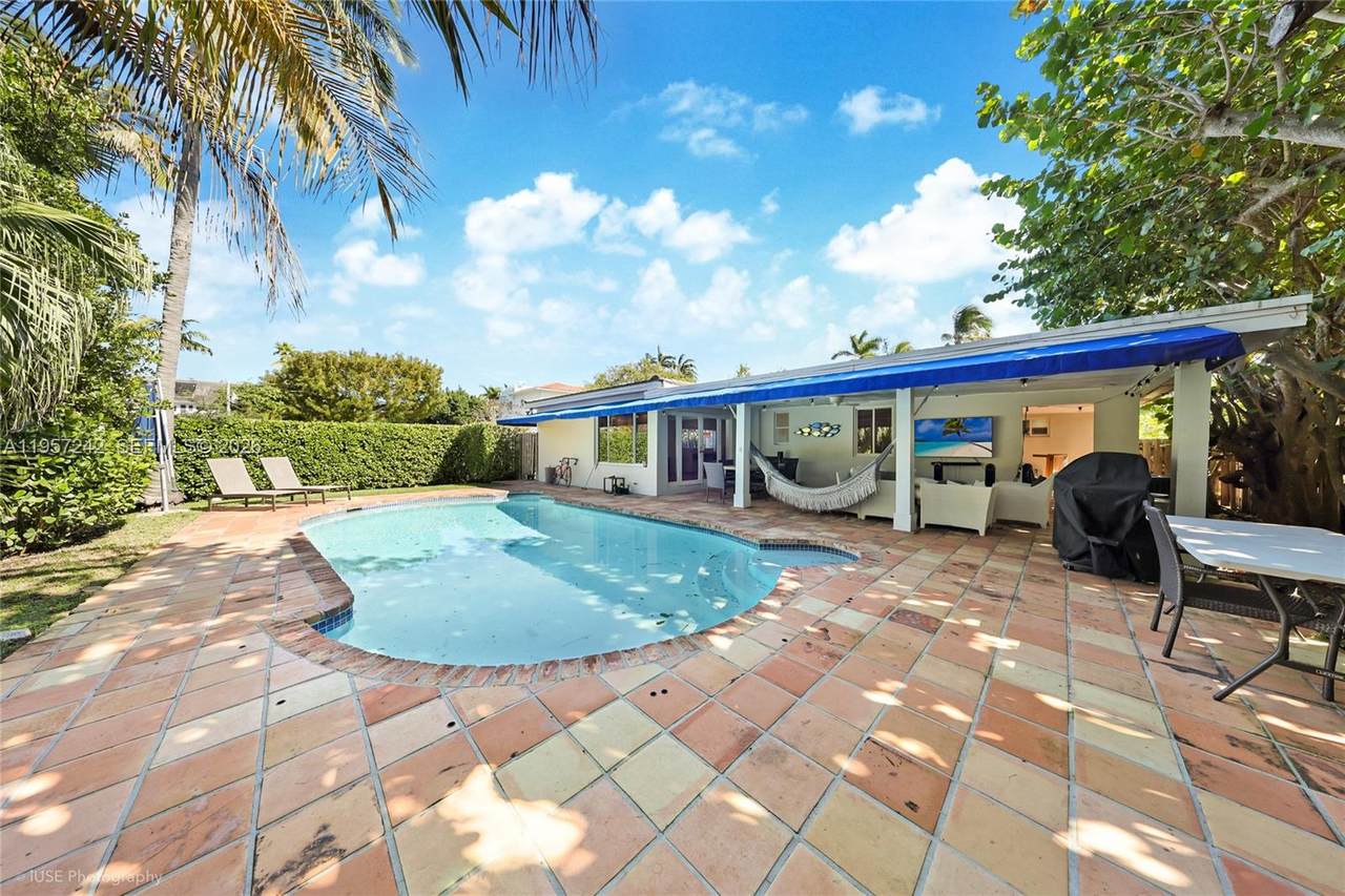 https://bt-photos.global.ssl.fastly.net/miami/1280_boomver_1_A11957242-2.jpg