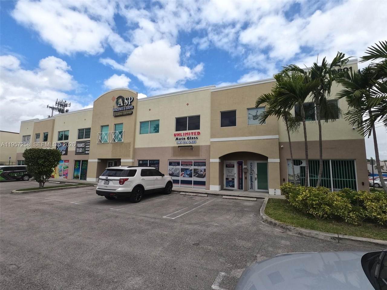 https://bt-photos.global.ssl.fastly.net/miami/1280_boomver_1_A11957258-2.jpg
