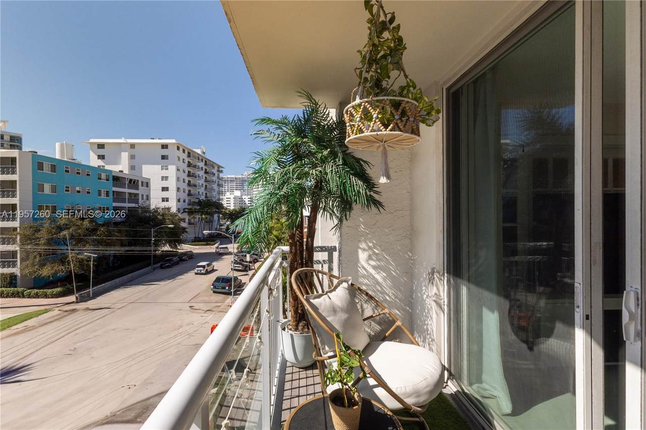https://bt-photos.global.ssl.fastly.net/miami/1280_boomver_1_A11957260-2.jpg