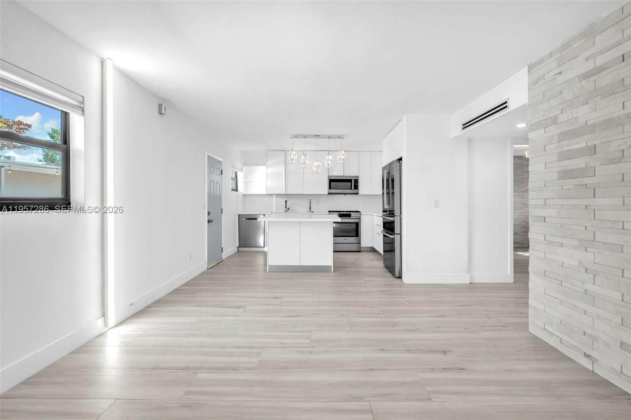 3265 Virginia St - Photo 1