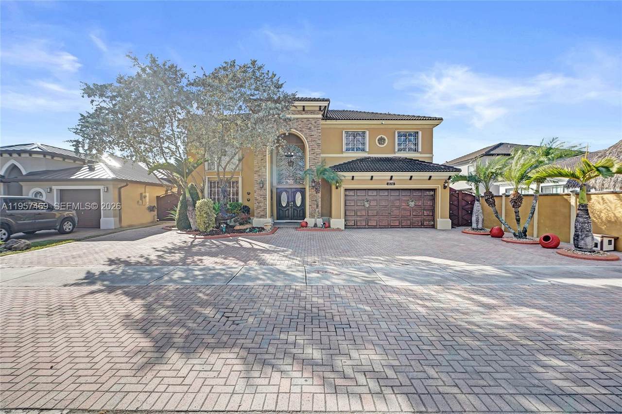 876 155th Ct - Photo 1