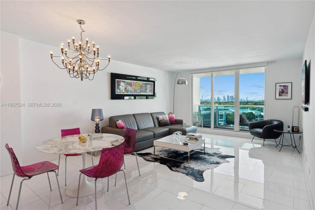 2301 Collins Ave - Photo 1