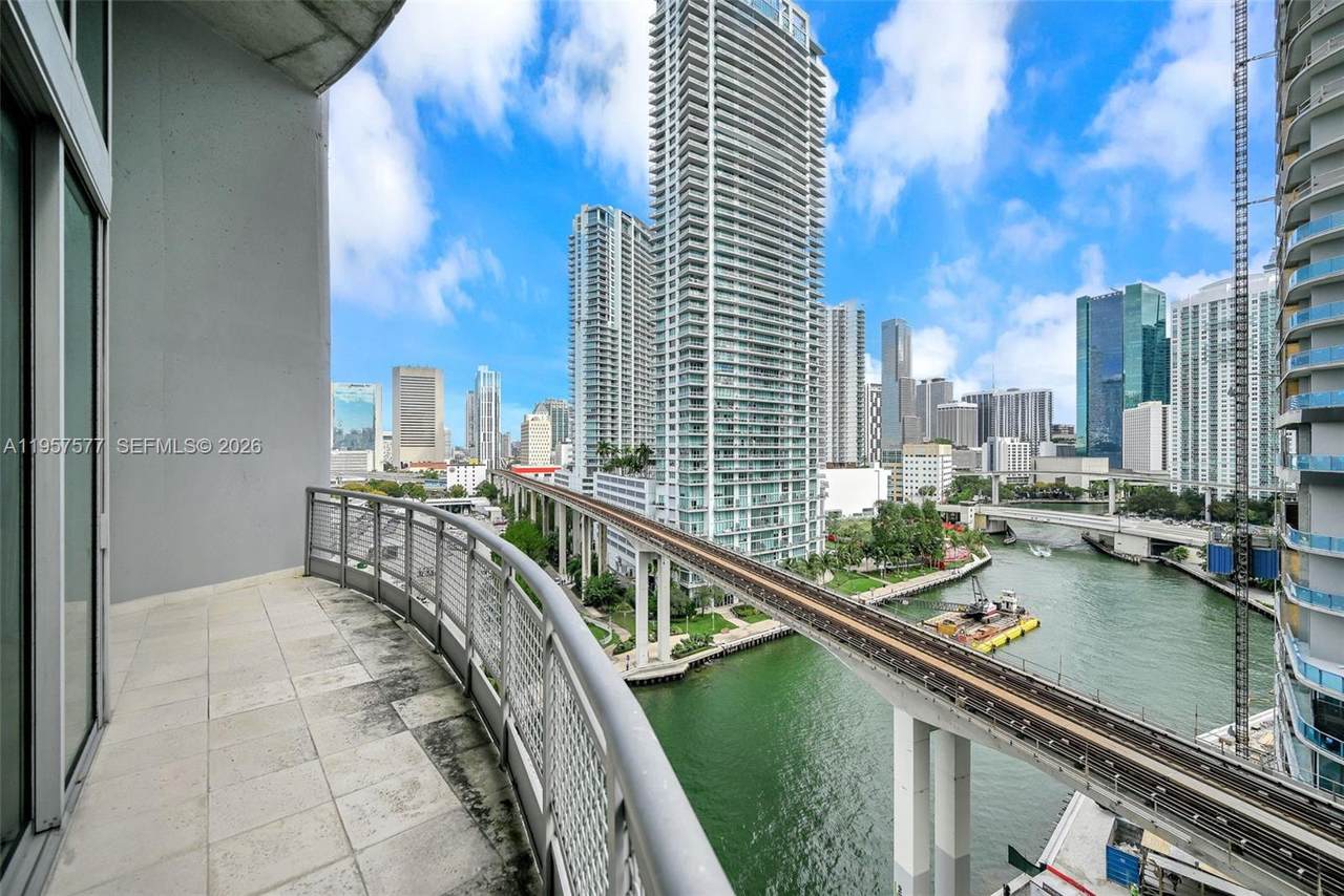 https://bt-photos.global.ssl.fastly.net/miami/1280_boomver_1_A11957577-2.jpg