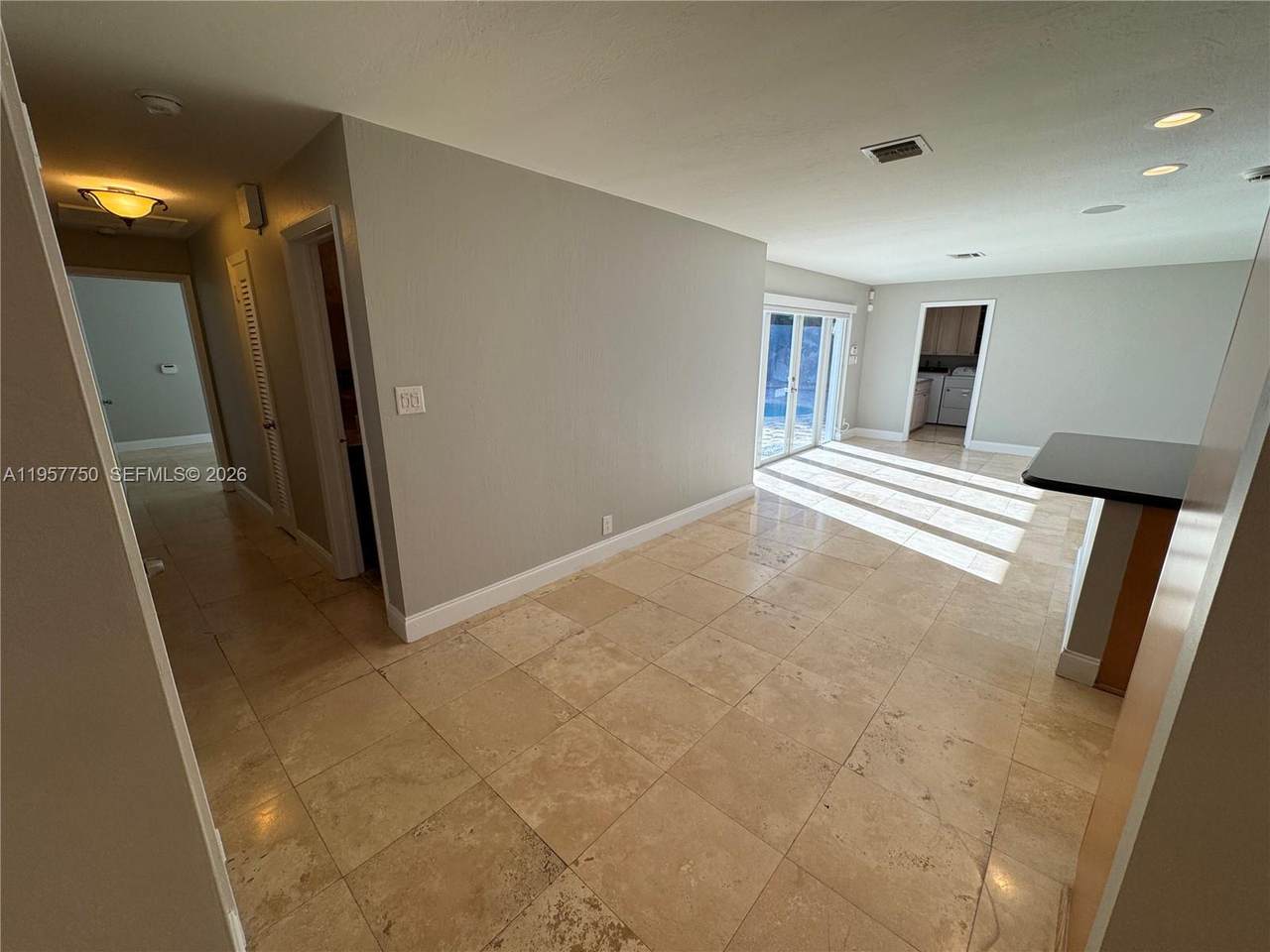 https://bt-photos.global.ssl.fastly.net/miami/1280_boomver_1_A11957750-2.jpg