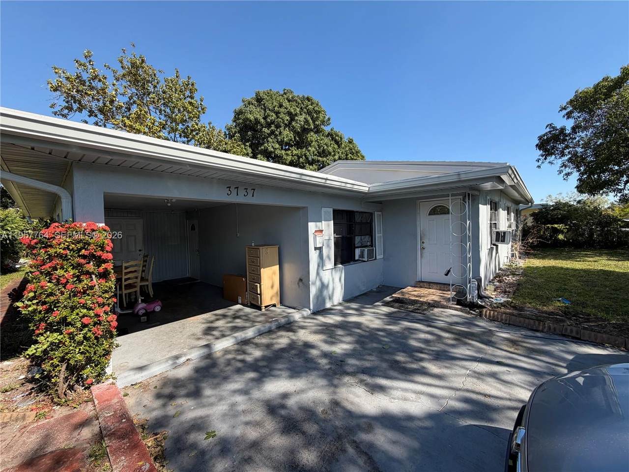 3737 1st Ct - Photo 1