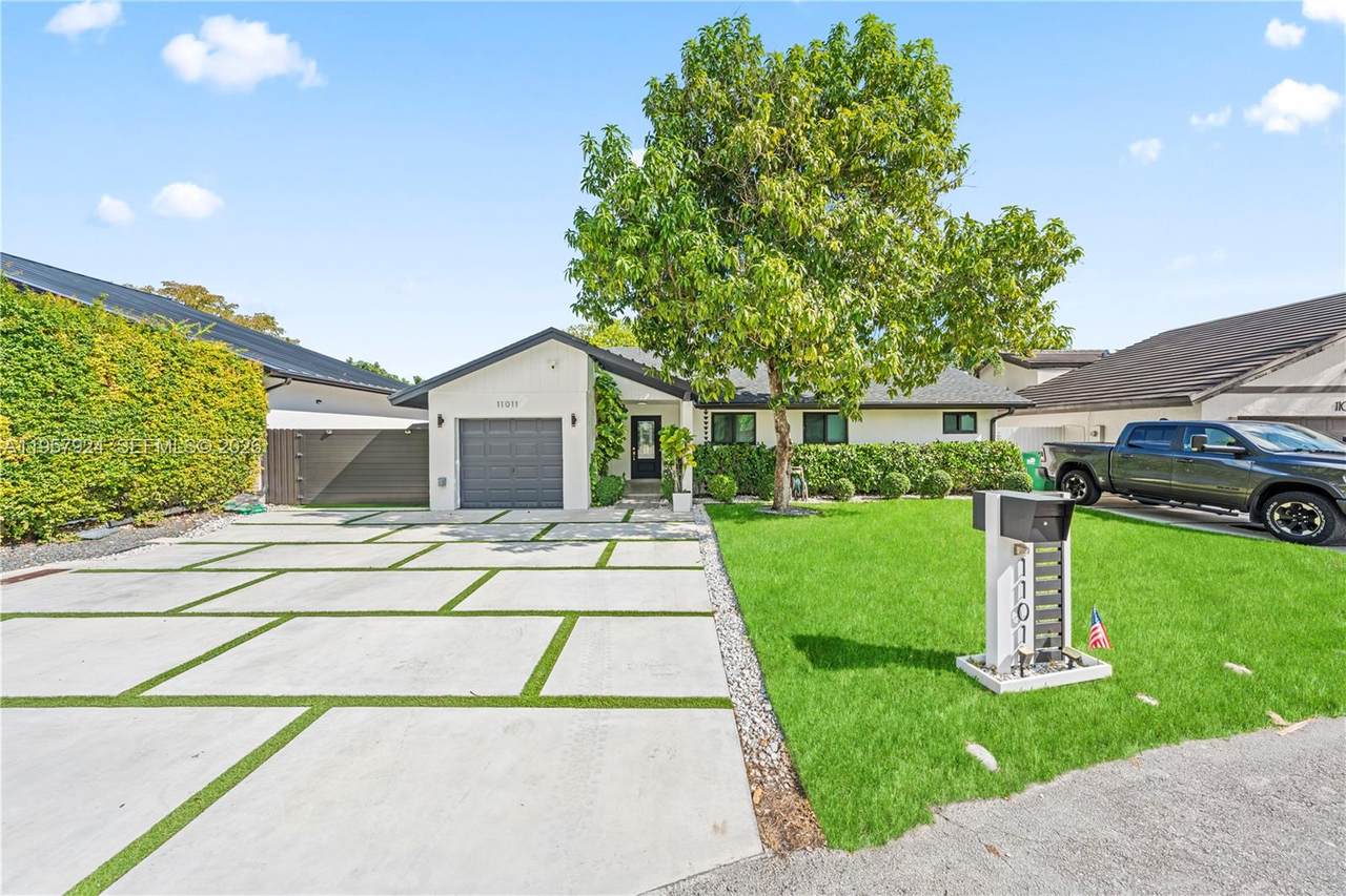 11011 143rd Ct - Photo 1