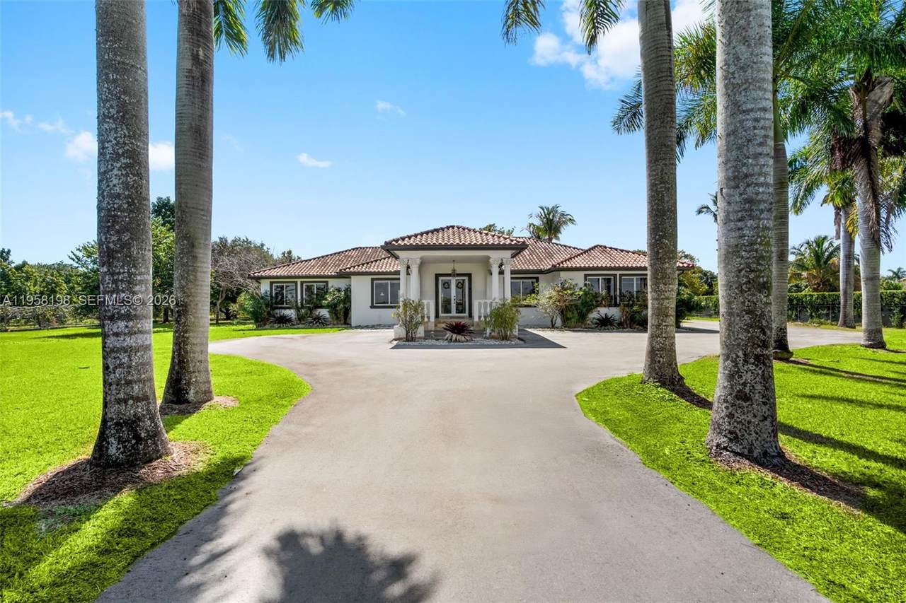 https://bt-photos.global.ssl.fastly.net/miami/1280_boomver_1_A11958198-2.jpg