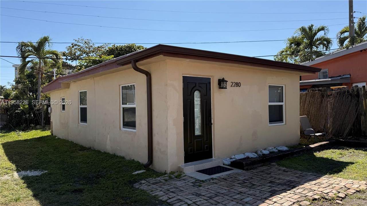 2280 136th St - Photo 1